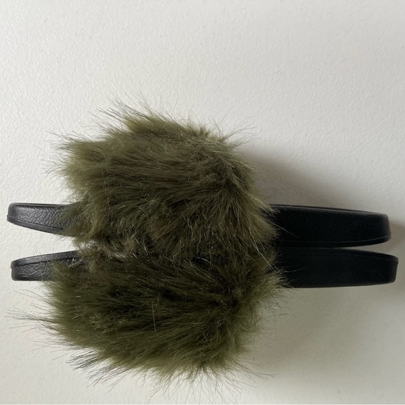 Rubi slides - Picture 2 of 4